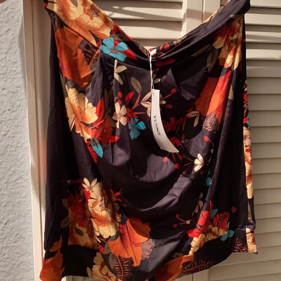 NWT Strapless top🌸🌼🌺 - Picture 6 of 8